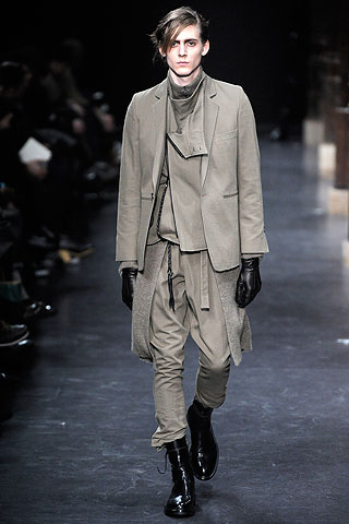 Ann Demeulemeester / - 2010-2011